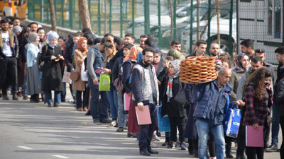 Türkiye'nin acı tablosunu TÜİK değil Google ortaya çıkardı. Bakın insanlar internette ne aratıyor