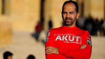 Nasuh Mahruki kurucusu olduğu AKUT'tan atıldı