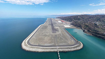 Erdoğan'ın eski doktoru Turhan Çömez'den diplomalı gönderme. Bakan'dan açıklama geldi. Garanti tartışması
