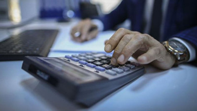 İktidarın kadro vaadi de lafta kaldı. Kamuya alımların hepsi sözleşmeli