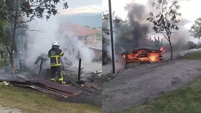 Ahşap garaj yandı! Otomobil küle döndü…