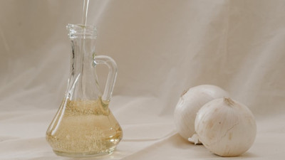 Yağ şişelerininiz bir türlü arınmıyor mu? Çözümü basit! Bu yöntemlerle yağ şişeleriniz pırıl pırıl kalacak…