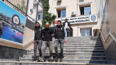 Sakalını kazıttı yine yakalandı