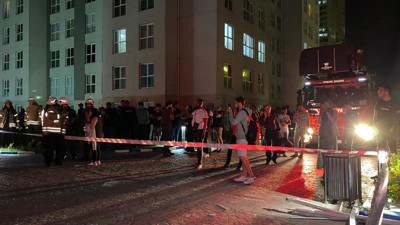 Esenyurt'ta 38 katlı binanın 27'nci katında patlama