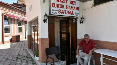 600 yıllık tarih satılıyor. Padişah 2.Murad döneminde yapılan hamama alıcı bekleniyor.