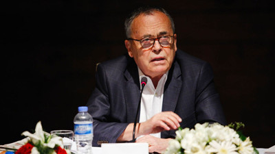 Solcuların içine sızan Atatürk düşmanlarını deşifre etti. Hürriyet'in ağır taşı Yalçın Bayer de isyan etti. Taş olsa çatlardı, Bayer de çatladı