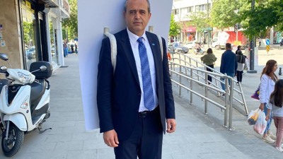 İl Başkanı böyle sokağa çıktı. DEVA Partisi'ne mitingden sonra bir yasak daha