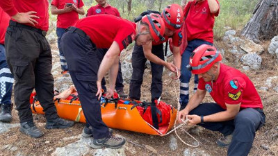 Rus paraşütçü ecel terleri döktü