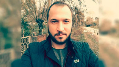 Halı sahada kalp krizi geçiren öğretmen yaşamını yitirdi