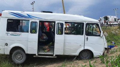 Pazar alışverişi kabusa döndü! Şoför sıkıştı acı içinde kurtarılmayı bekledi! 1 ölü, 3 yaralı