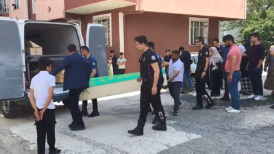 6 yaşındaki engelli kızını parçalara ayırarak öldürdü