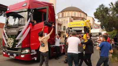 Düğün konvoyu TIR'lardan oluşunca ceza yağdı. Polis 8 Bin lira ceza kesti