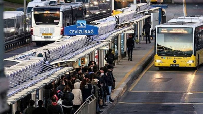İstanbul'da öğrenci abonmanlarına yapılan zam geri alındı
