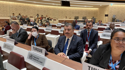 Sağlık Bakanı Koca, herkes maymun çiçeği virüsünü konuşurken, dünyayı bekleyen en büyük tehlikeyi açıkladı