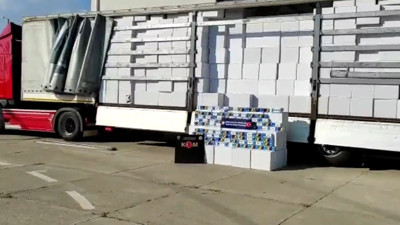 Mersin'de 18 milyon makaron ele geçirildi