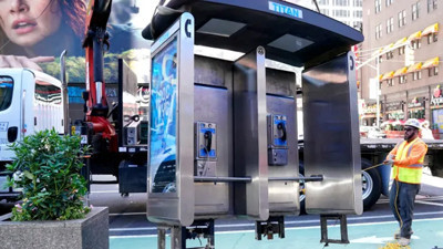 Son ankesörlü telefonu da kaldırdılar. Bir devrin sonu