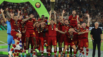 UEFA Avrupa Konferans Ligi'nde şampiyon Roma!