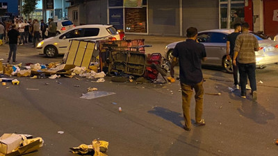 Kağıt toplayıcı ile otomobil çarpıştı: 1 yaralı