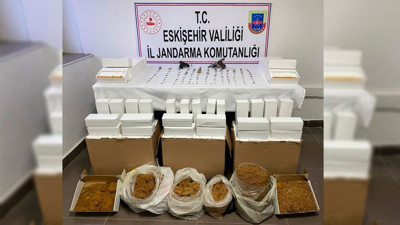 Jandarmadan kaçak tütün ve tarihi eser operasyonu