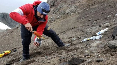Süper bakteri keşfedildi. Buzullar eriyince ortaya çıktı