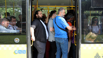 Toplu taşımada maske zorunluluğu kaldırılmasının ardından ilk gün