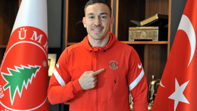 Ümraniyespor Mevlüt Erdinç ile yollarını ayırdı