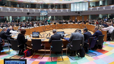 Avrupa'nın çok sevdiği Rumlar Rusya'ya karşı bakın ne yaptı