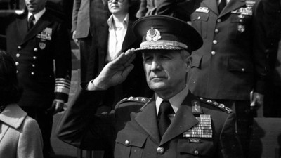 Kenan Evren hakkında yeni gelişme. Yargıtay rütbe kararını verdi