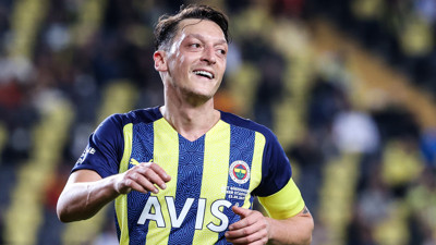 Mesut Özil'den flaş Fenerbahçe paylaşımı