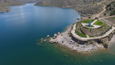 Tekneyle açıldı yüzerek dönmek isteyince kayboldu