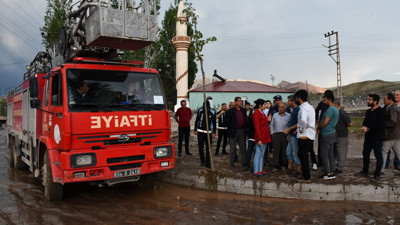 Oyun oynarken sele kapılan çocuk hayatını kaybetti