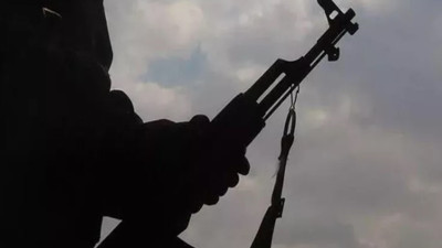 Gri kategoride aranan terörist teslim oldu