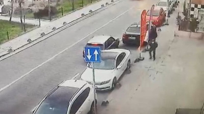 'Hayalet ekran' çalan hırsızlar kamerada