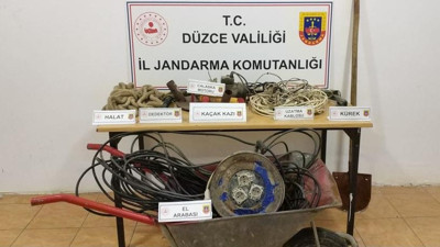 Kaçak kazı yaparken suçüstü yakalandılar