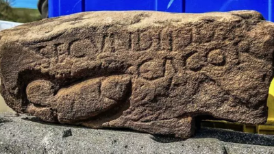 Tarihteki ilk magandalar 1700 yıl önce bakın taşa ne çizdiler