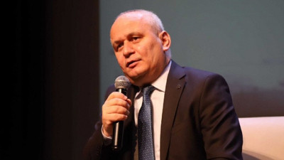 Atatürkçü İlahiyatçı Cemil Kılıç sürtüğün TDK'daki anlamını açıkladı. Erdoğan'ın es geçtiği camideki olayı da duyurdu