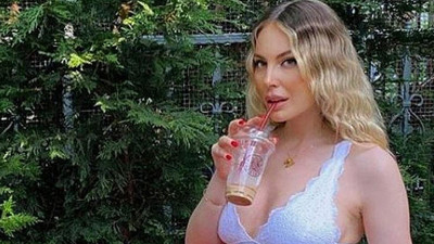 Hande Sarıoğlu paylaştığı son fotoğrafıyla hayranlarına ''İstanbul'da ki sıcaklığın sebebi sensin''dedirtti