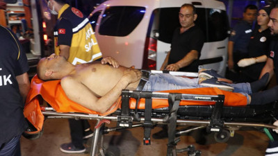 Barın içinde kurşun yağmuruna tutuldu