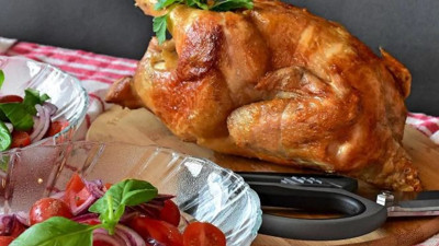 Uzmanından hayat kurtaran öneri. Tavuğu pişirmeden önce sakın bunu yapmayın