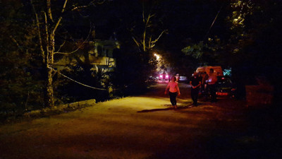 46 yaşındaki doktor, kabloyla ağaca asılı halde bulundu