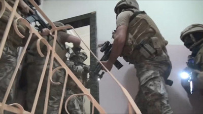 PKK'ya fon sağlamakla suçlanan şüphelilere 5 ilde operasyon