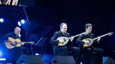 Mikis Theodorakis Orkestrası Türkiye'de