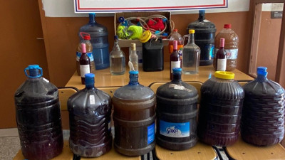 Karaman'da evinde sahte içki üreten şahıs yakalandı