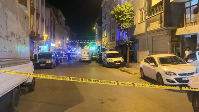 Esenyurt'ta sığınmacılar çatıştı. 1'i ağır 3 yaralı