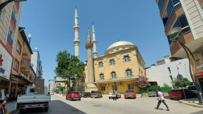 İzmir'de cami hoparlöründen müzik yayını yaptığı öne sürülen kişi yakalandı
