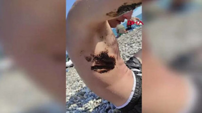 Antalya’da denize giren simsiyah çıkıyor Turizmin başkentinde alarm