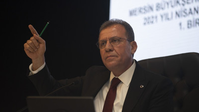 Mersin Büyükşehir Belediye Başkanı Vahap Seçer'den Çevre Bakanlığı'nın kararına sert tepki. Memleket babanızın malı mı