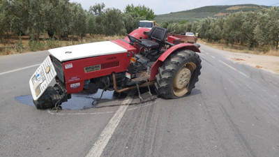 Bursa’da hafriyat kamyonu ile traktör çarpıştı