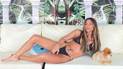 Selen Görgüzel'in bikinili pozuna şok yorum