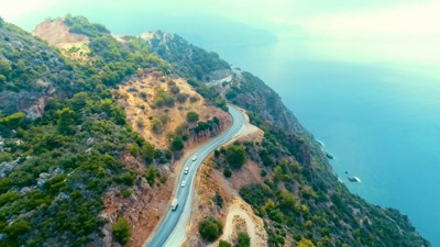 Ağalar bizimle eğlenir. Vatandaşı TL’ye teşvik eden iktidardan “döviz garantili” yeni proje